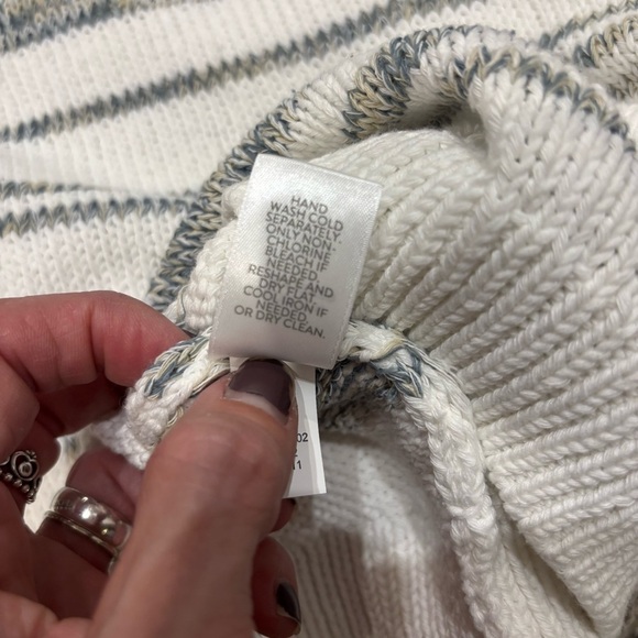 NWT J Jill Sweater XL Beach Relaxed Fit White Green Tan - Picture 12 of 12